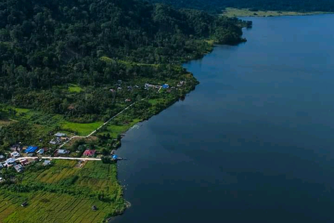  Danau Lindu yang Indah