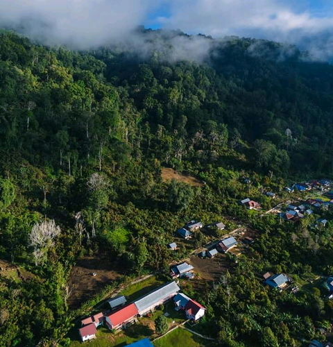 Desa Anca di Danau Lindu